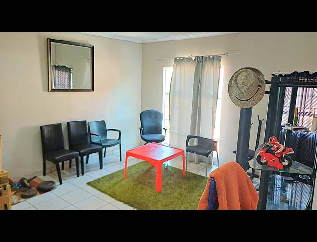3 BEDROOM APARTMENT FOR SALE IN DIE HOEWES